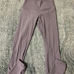 Lulu lemon Leggings 28’’ size 8